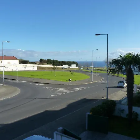 For Travellers Ll * Ponta Delgada